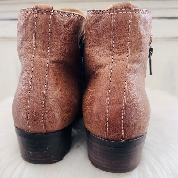 Lucky Brand Bryton Brown Worn Distressed Leather Side Zip Ankle Booties Size 9M - Picture 5 of 8